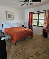 Blue Heron Bridge Hotel & Dive Club