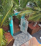 Blue Heron Bridge Hotel & Dive Club