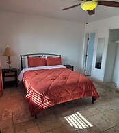 Blue Heron Bridge Hotel & Dive Club