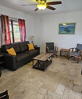 Blue Heron Bridge Hotel & Dive Club