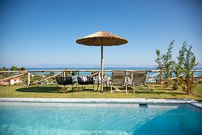 Olive Grove Panorama Suite Pende