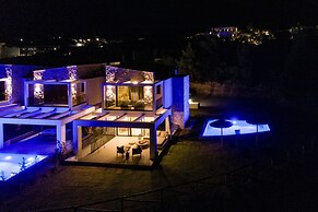 Olive Grove Panorama Suite Exi