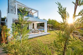 Olive Grove Panorama Suite Exi