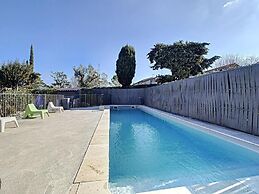 La Fontaine aux Poissons Rouges