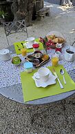 La Fontaine aux Poissons Rouges