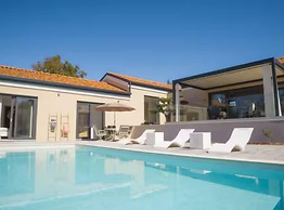 Villa in Paradise With Heated Pool