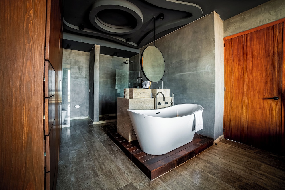 BT Homes - Tankah Luxe