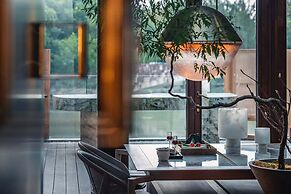 XIN HOTEL