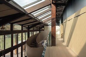 XIN HOTEL