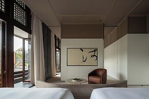 XIN HOTEL