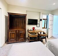 HOTEL MONTES CENTRAL