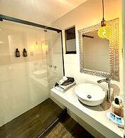 HOTEL MONTES CENTRAL