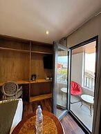 HOTEL MONTES CENTRAL
