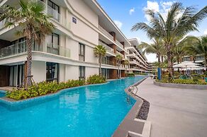Premier 3-bedroom Apartment E333 Beachfront