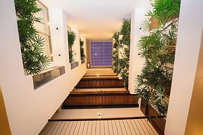 Emerald Resort Hikkaduwa