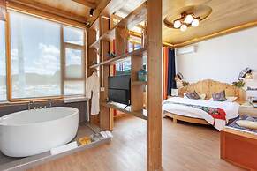The Peak Living