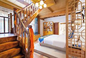 The Peak Living