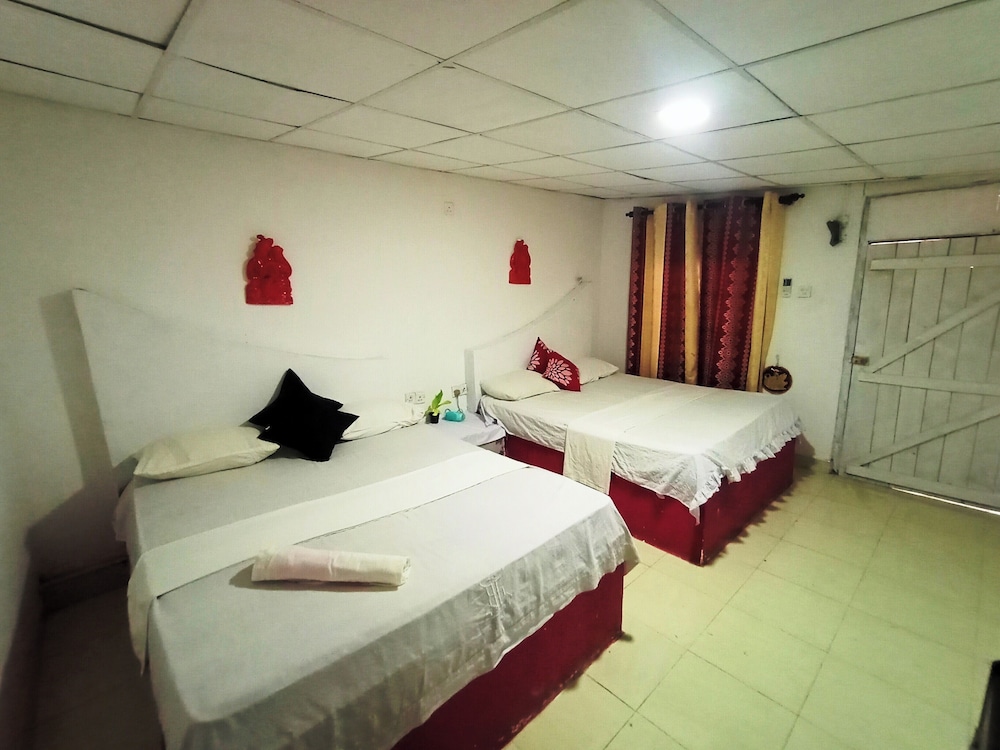 Anura Homestay