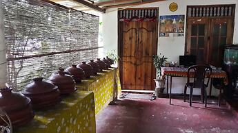 Anura Homestay