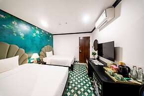 Nature Hotel - Ba Dinh
