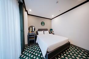 Nature Hotel - Ba Dinh