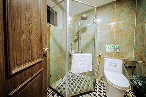Nature Hotel - Ba Dinh