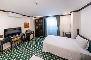 Nature Hotel - Ba Dinh