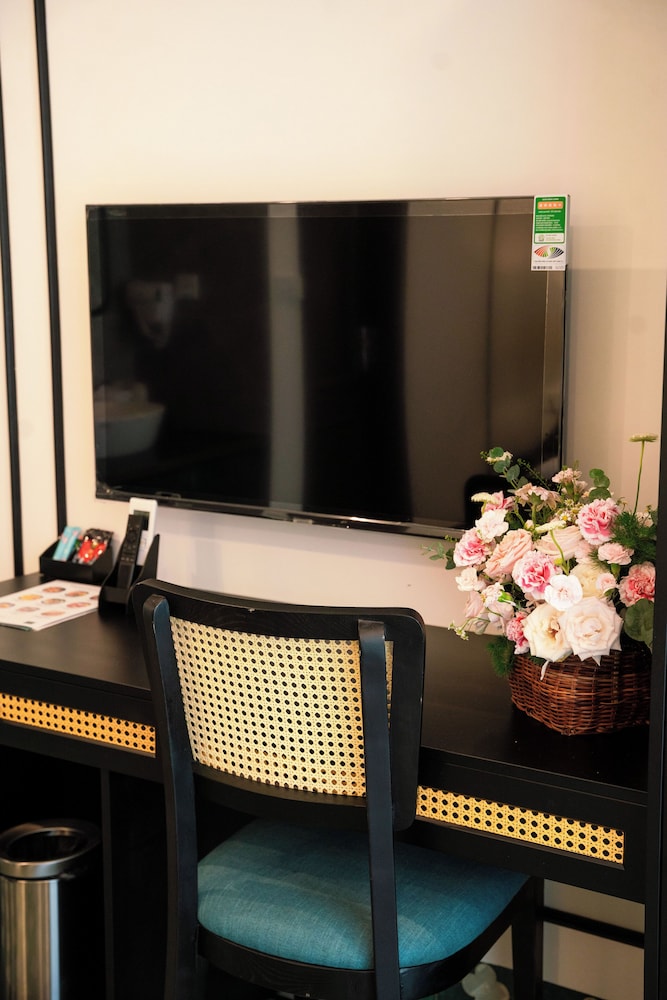 Nature Hotel - Ba Dinh