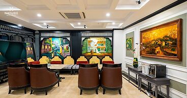 Nature Hotel - Ba Dinh