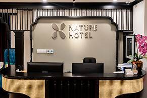 Nature Hotel - Ba Dinh