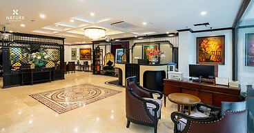 Nature Hotel - Ba Dinh