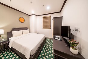 Nature Hotel - Ba Dinh