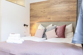 Cozy Room Close To Danube River