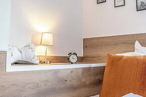 Cozy Room Close To Danube River