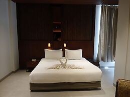 The Golden Tree Hotel