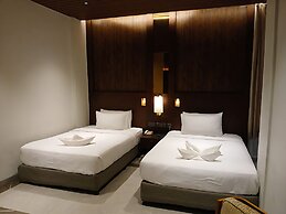 The Golden Tree Hotel
