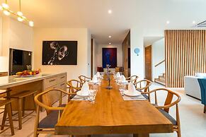 Luxury Teak 4BR Private Pool Villa in Bang Tao