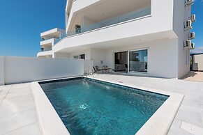 Apartments Twins with private pool
