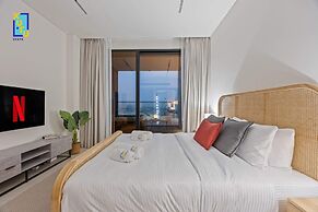 Timeless & Textured Studio w/ Jacuzzi Trillionaire