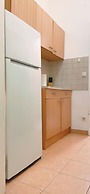 Bright Vienna 1BR Apartment Near Danube