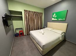 Grand Village Hotel 