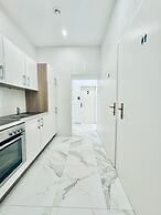 Elegant Five Bedroom Residence Alterlaa