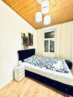 Elegant Five Bedroom Residence Alterlaa