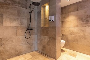 Mambo Beach Holiday Apartments