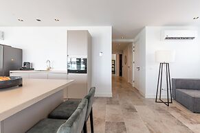 Mambo Beach Holiday Apartments