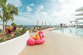 Mambo Beach Holiday Apartments