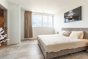 Mambo Beach Holiday Apartments