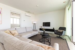 Mambo Beach Holiday Apartments