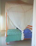 HOP Aloha Beachfront House With Direct Access