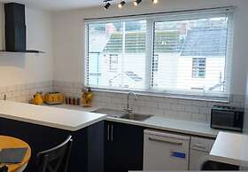 Ivy Cellar With 2 Bedrooms and 1 Bathrooms